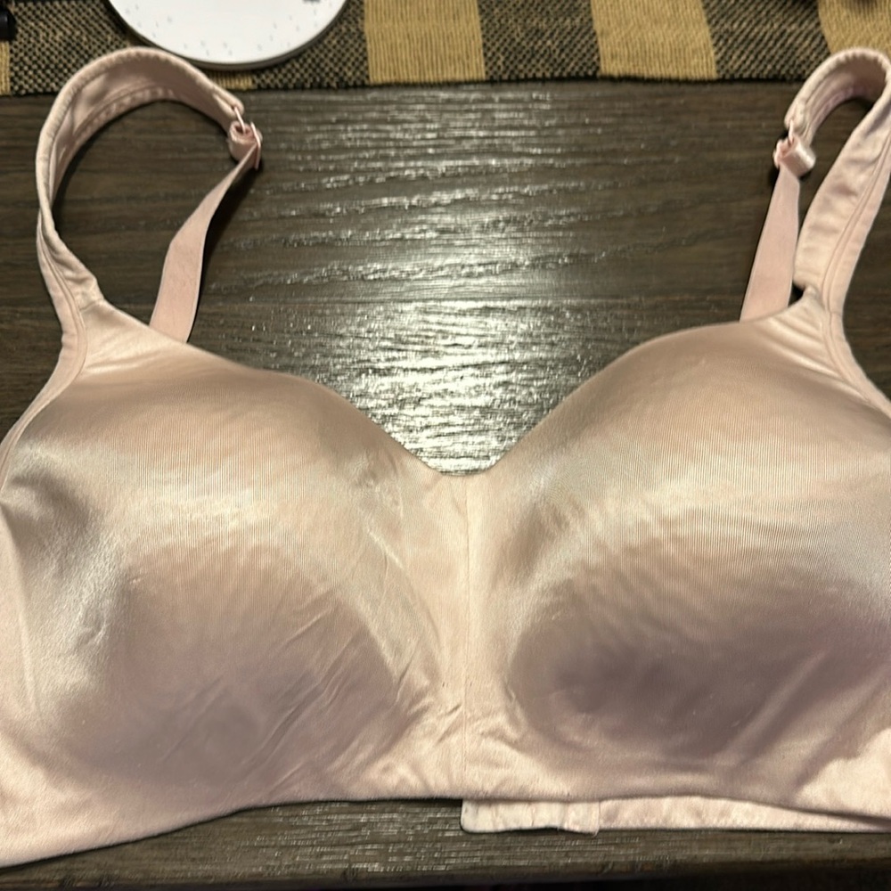 Gently used cacique bra